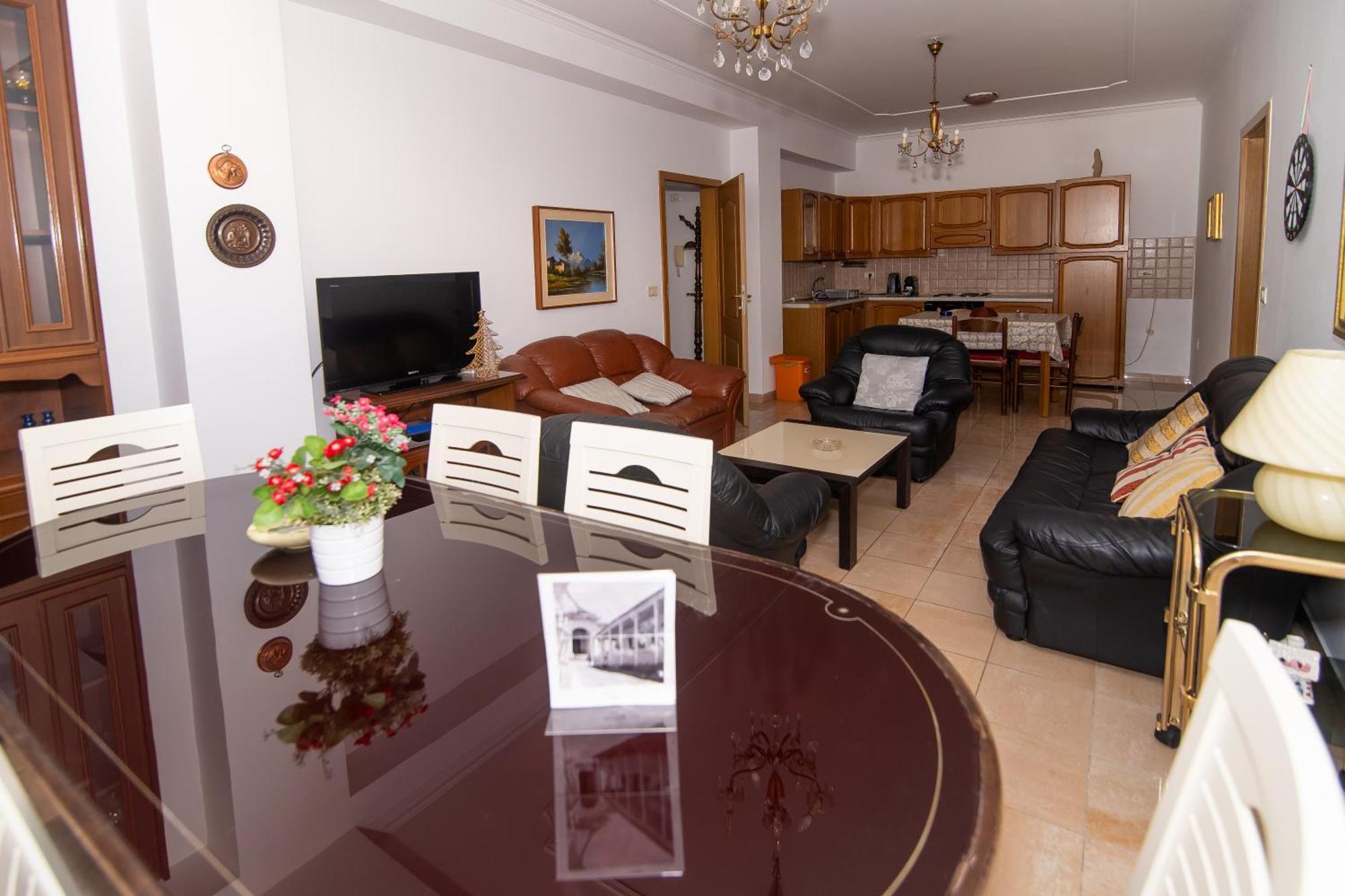 Vintage Blloku Apartment Tirana Kültér fotó
